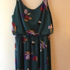 Vintage dress — no label